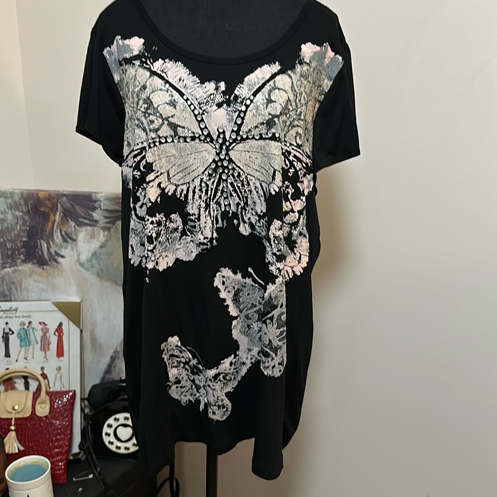 🏷 [30% 2+] Butterfly Sequin Top